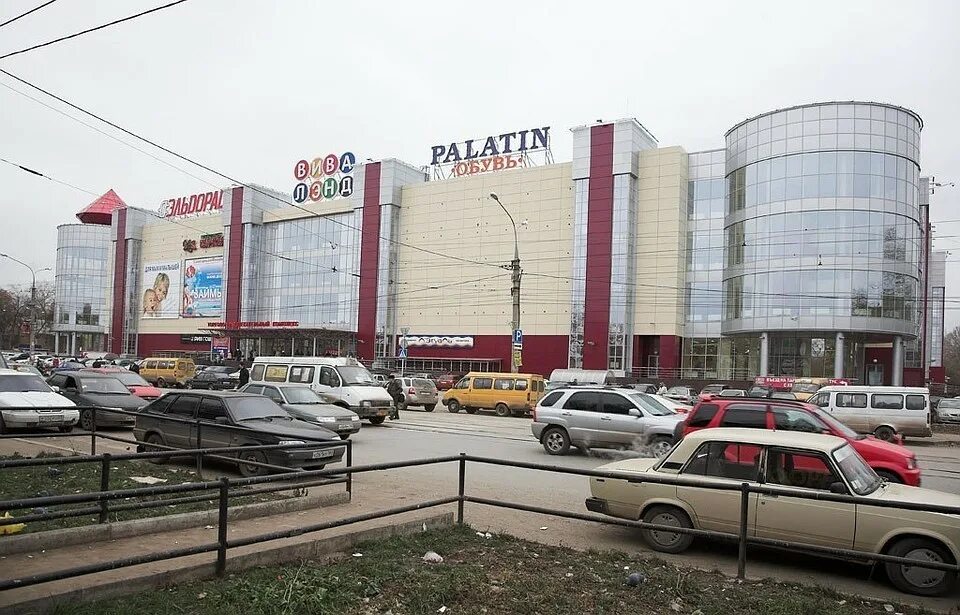 Торговые центры в самаре вива ленд. Самара торговые центры. Виваленд самара кирова. Самара торговые центры. Магазин тц самара.