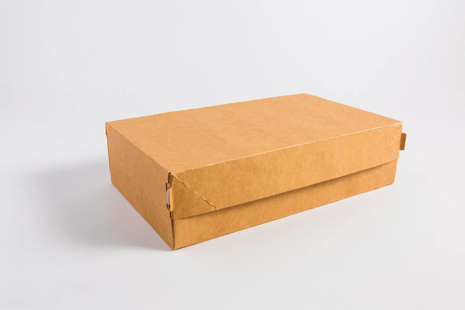 Коробка ламинированная. Подарочная коробка из ламинированного МДФ. Производитель картона Светокоут. Коробка ламинированная коробка 117/97/50 (рол).