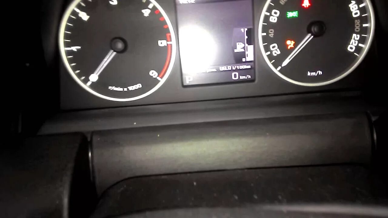Проверка уровня масла рендж ровер. Датчик уровня масла range rover 4.4 l322. датчик уровня масла рендж ровер спорт 3.0 дизель. range rover sport 2011 измерить уровень масла. лампа давления масла range rover.