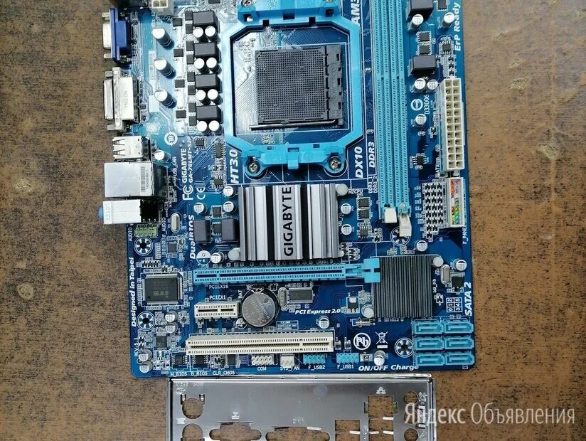 Gigabyte ga 78lmt s2p v5. Плата ga-78lmt-s2. Материнская плата am4 белого цвета. Ga-78lmt-s2 (rev. Gigabyte ga 78lmt s2p v5.