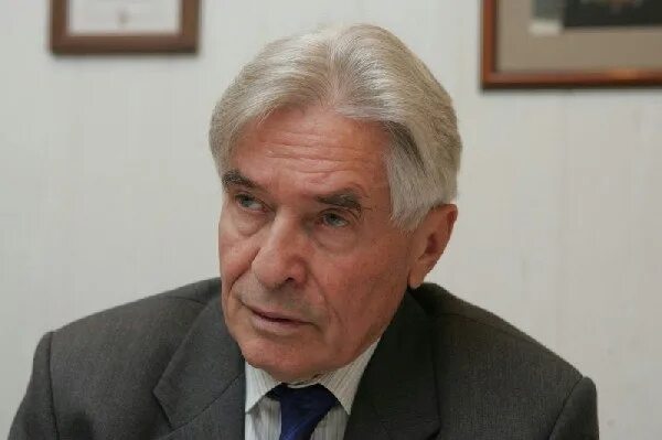 Семья владимира яковлевича ходырева. Городская дума ходырев. Председатель ленгорисполкома ходырев. Семья владимира яковлевича ходырева. Ходырев ленинградский исполком.