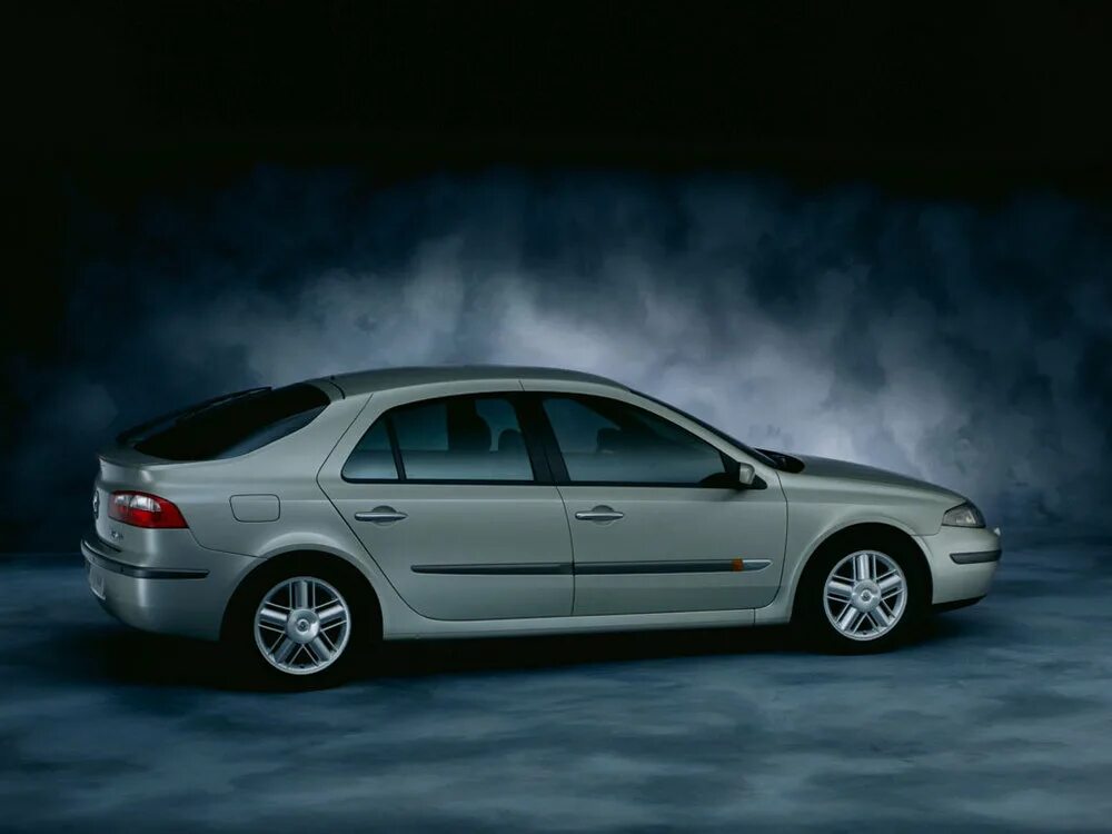 Купить renault laguna 2