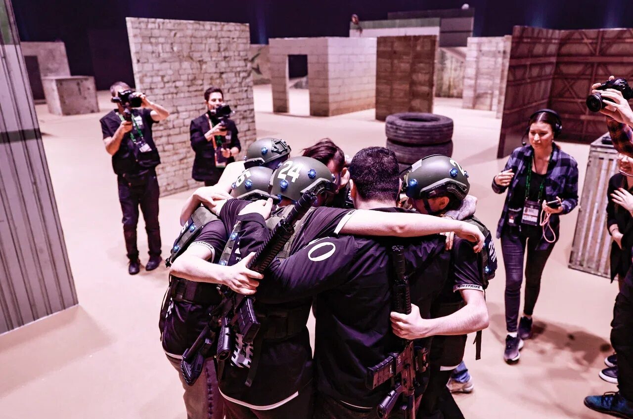 Фиджитал варфейс. Фиджитал варфейс. Рынок варфейс. Игра лазертаг. Будущие чемпионы.