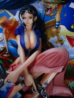 Suoiresnu one piece nico robin