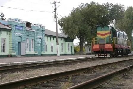 Вольск 2 станция. Станция привольская. Ржд вольск 2. Жд вокзал вольск 2. Жд станция вольск.