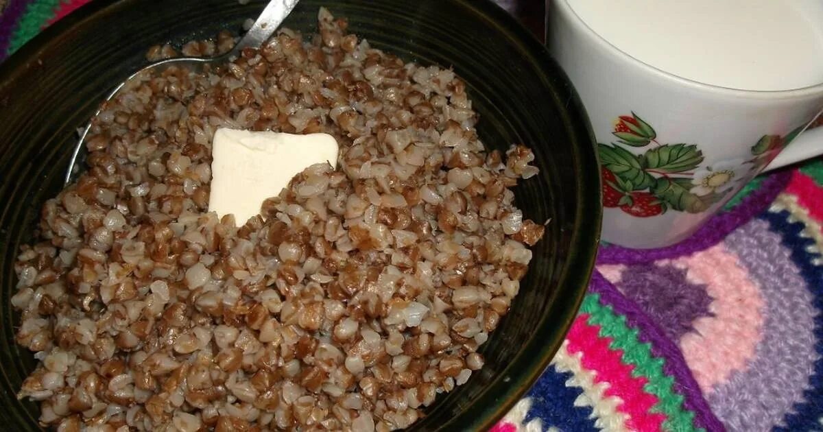 Гречка с простоквашей название. Гречневая каша. гречка каша. каша гречневая рассыпчатая. каша гречневая домашняя.