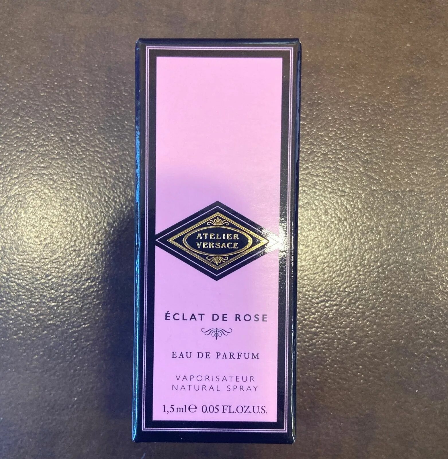 Eclat de rose. Ланвин эклат де арпеж sheer. Eclat de rose versace. Модные ароматы 2023. Ланвин эклат де арпеж sheer.