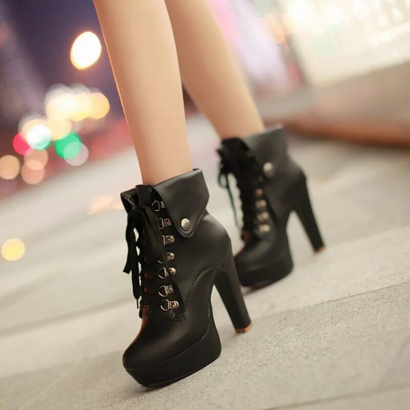 Летние ботильоны с открытым носом. Коричневые сапоги эконика. Ботильоны женские авенир. Ботильоны женские серебристые. Ботильоны стиль.