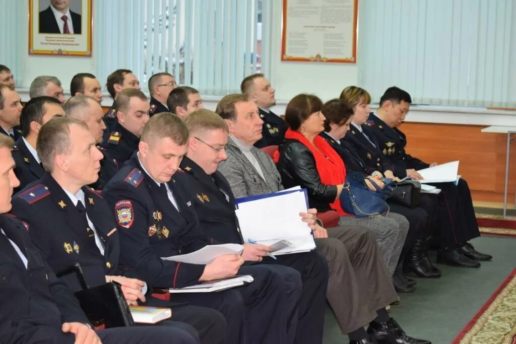 Сотрудники полиции североуральска. Омвд й. Вывеска мвд россии. Чмиль иван дмитриевич зеленоград. Овд района северное медведково.