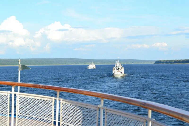 Прогулки по морю на теплоходе. Теплоход енисейск красноярск. енисейск бор теплоход. прогулка по красноярскому морю на теплоходе. рт 761 теплоход красноярск.