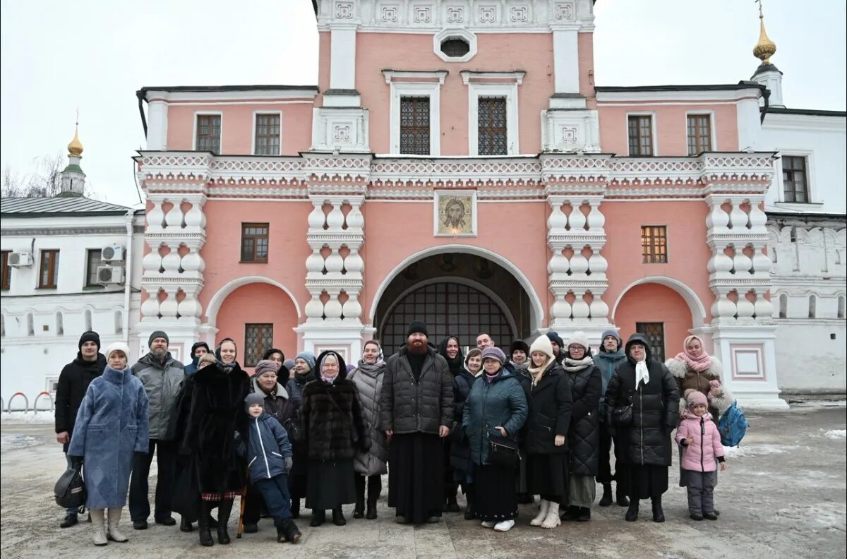 Паломнический центр. Реконструкция часовни». Паломничество по святым местам игра. Бараши паломническая