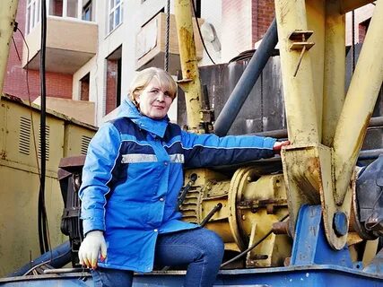Крановщица уральские