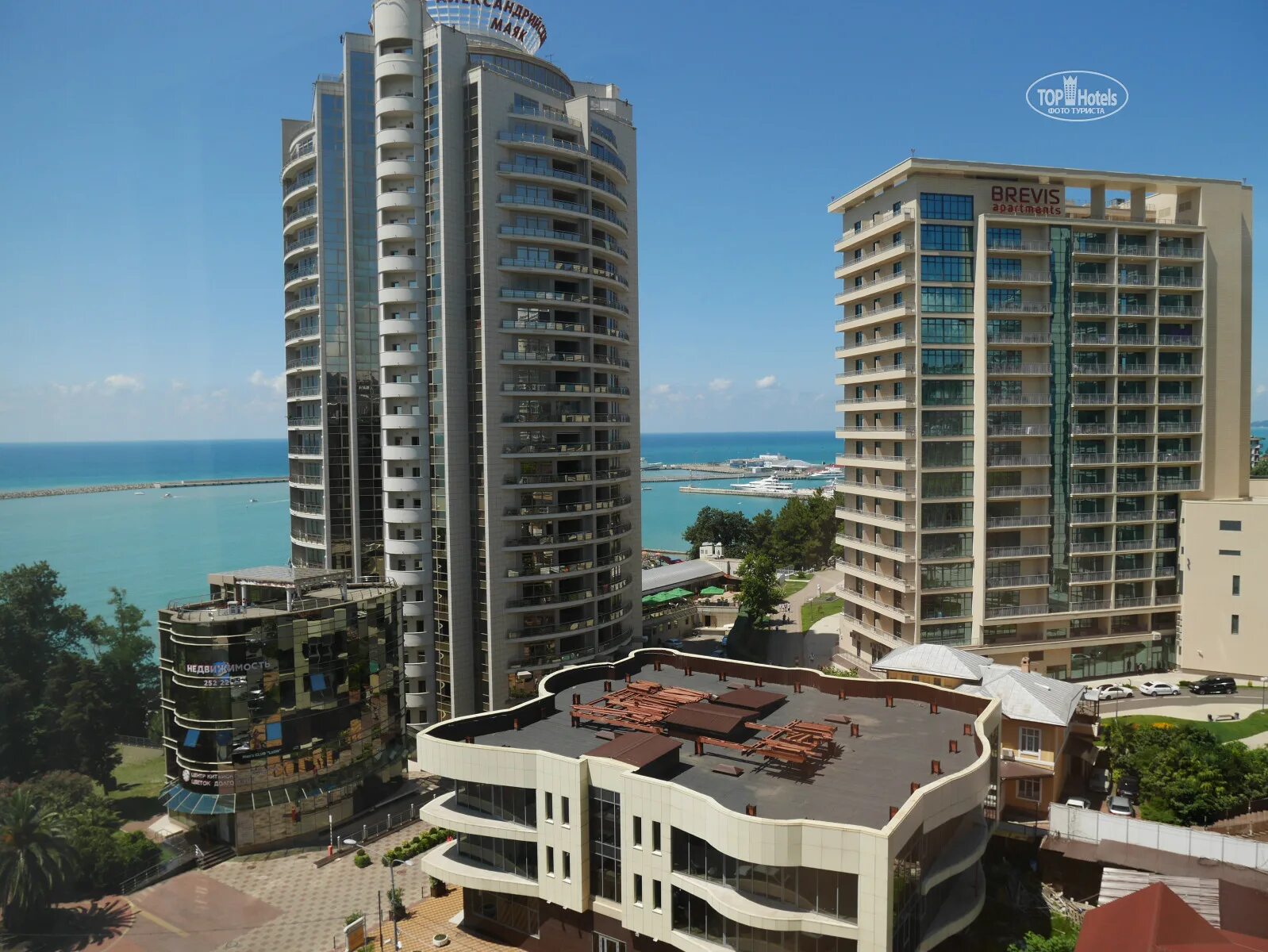 Marins park hotel sochi. сити парк отель сочи 4. City park hotel sochi (ex. сочи 4 июля 2024. Cosmos stay le rond sochi 4 дагомыс.