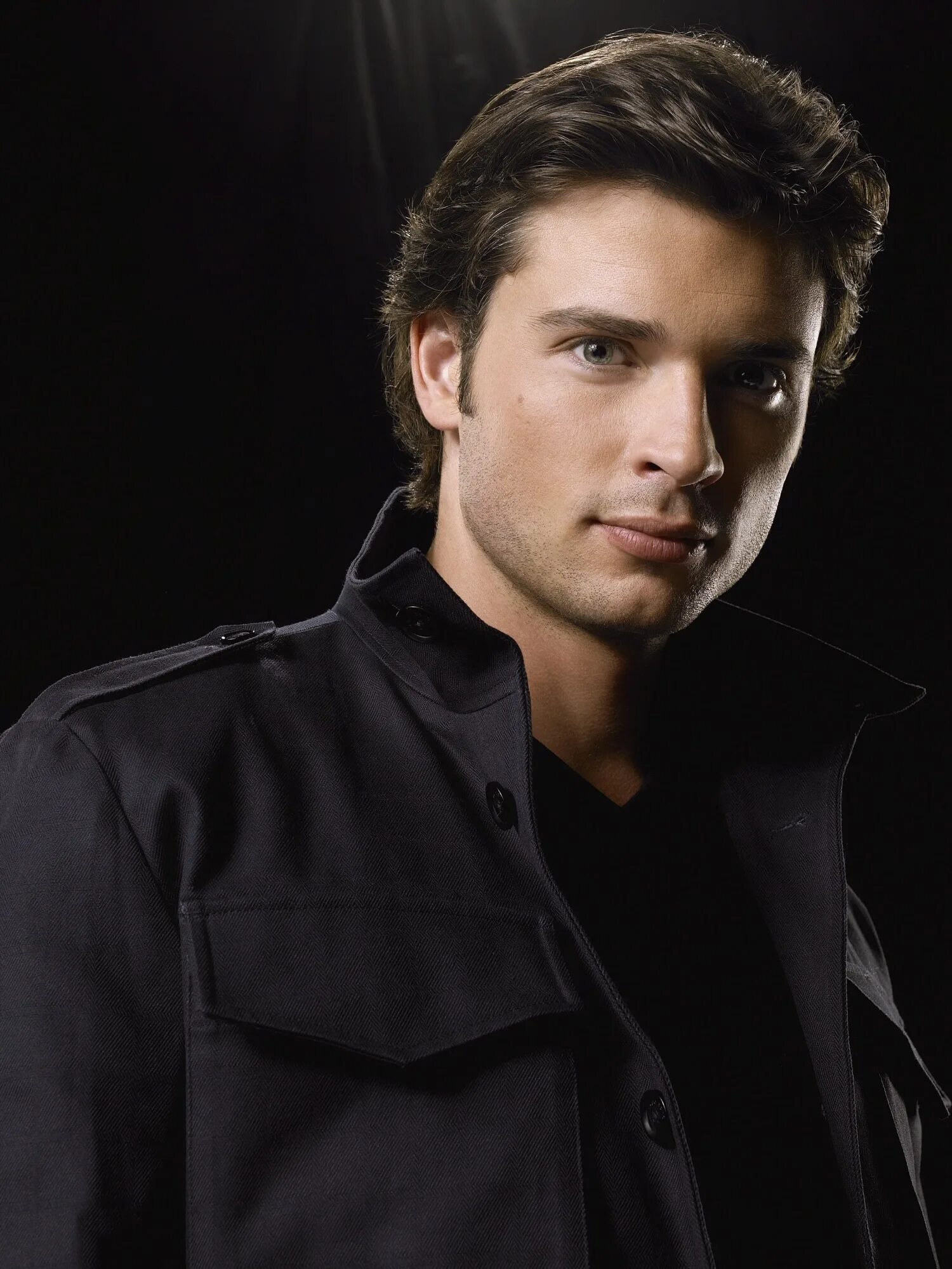 Tom can well. Том Уэллинг. Tom Welling 2021. Том Уэллинг Люцифер. Кларк Кент актер.