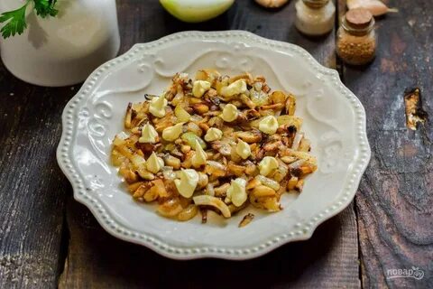 Курица с грибами и ананасами