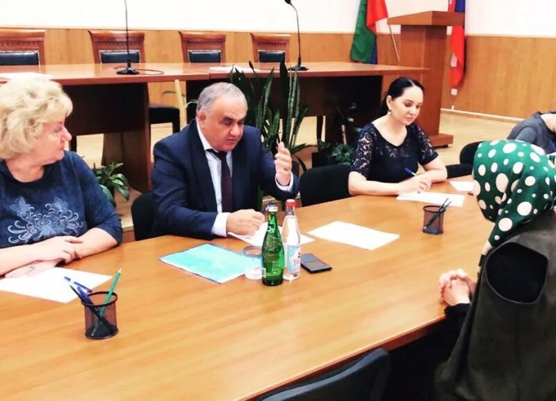 Народное собрание рд. Глава махачкалы. Детский сад улыбка каспийск. Расселение аварийного жилья. Новости каспийска.