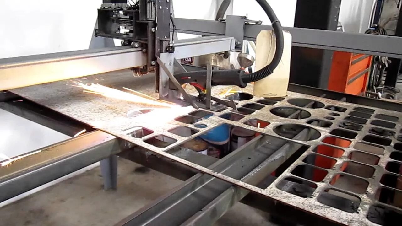 Cut machine cnc. Cnc plasma cutter. 4*14m cnc plasma cutting machine. чпу плазмы burny 10. cnc cutting machine.