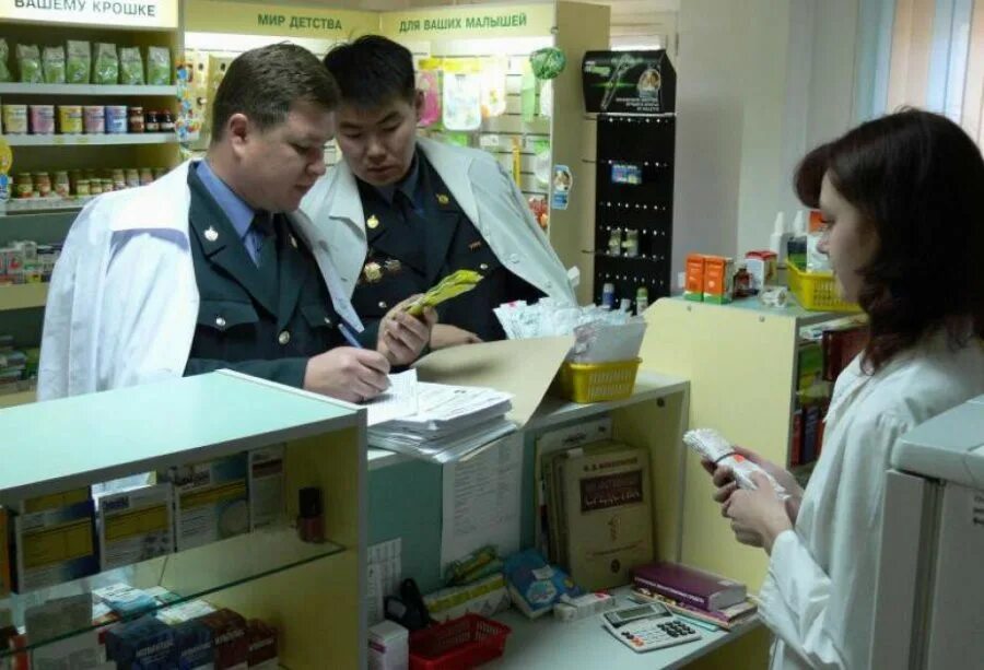 Проверка в магазине. Росздравнадзор аптеки. Инспекция в аптеке. Проверка в аптеке. Проверки аптеки роспотребнадзором.