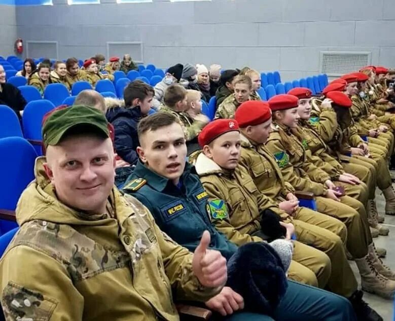Село сергеевка приморский край. Школа в сергеевке приморского края. Поселок пограничный приморский край. Поселок сергеевка приморский край. Пограничный поселок приморский край школа.