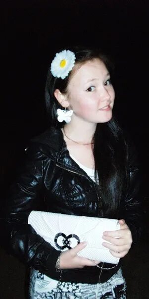 Лапочки-дочки из прошлого исцели мое сердце. Двойняшки по ошибке случайная встреча. Интересные книги для парней. Книжка про веронику. Лапочка дочка надпись.