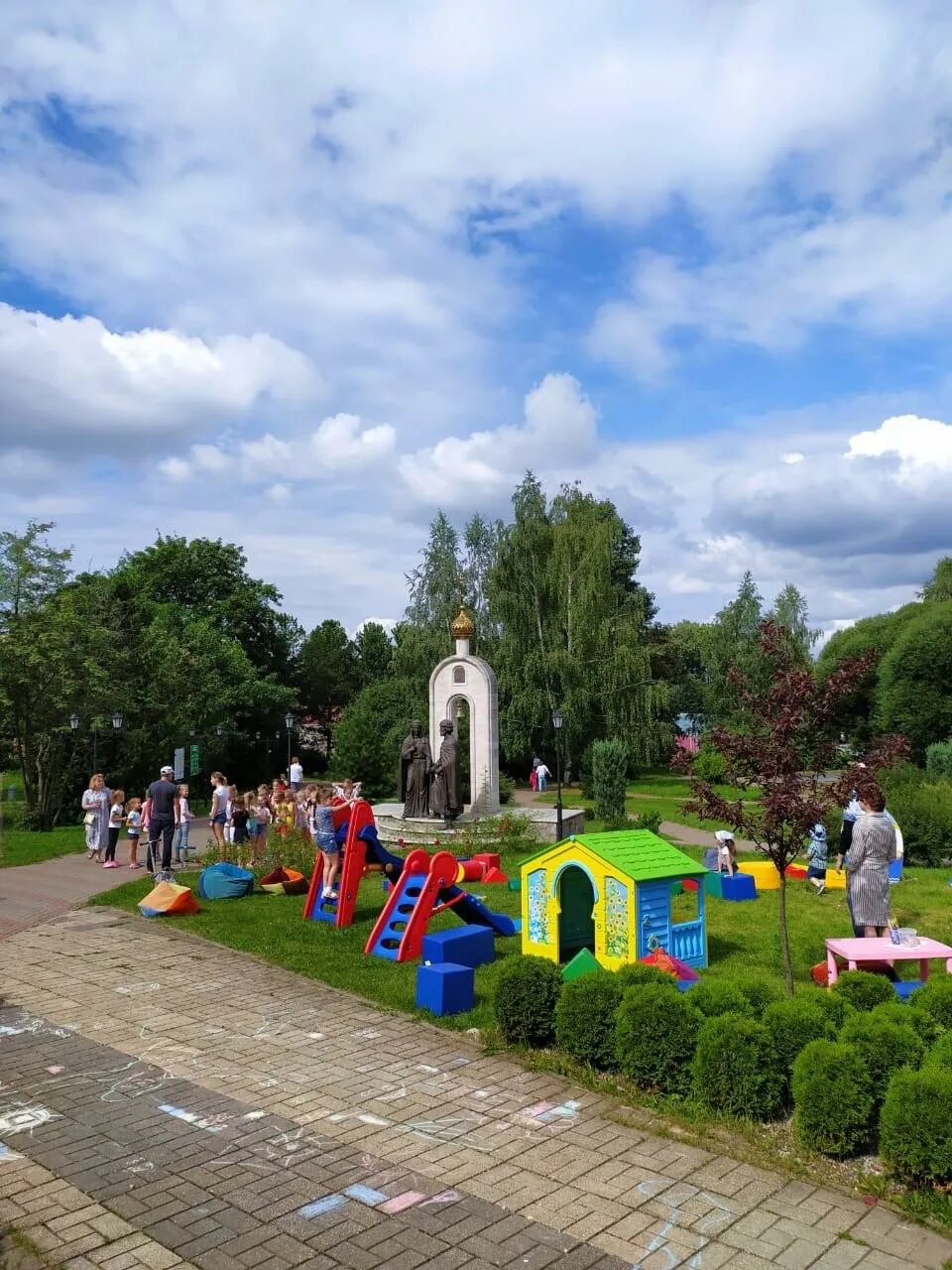 Нло парк колкуново. Парк экстрим дмитров зал. Город дмитров экскурсии. Дмитровский кремль (музей-заповедник). Дмитров улицы.