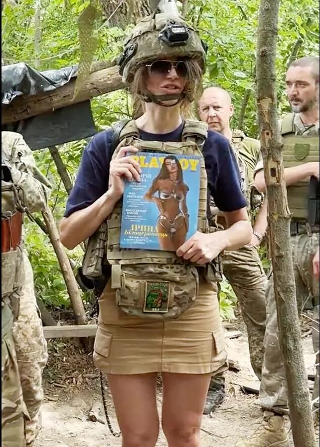 Российские женщины военные на Украине. Мужчины России на войне. Книга с девушкой на обложке. Канал открытая украина