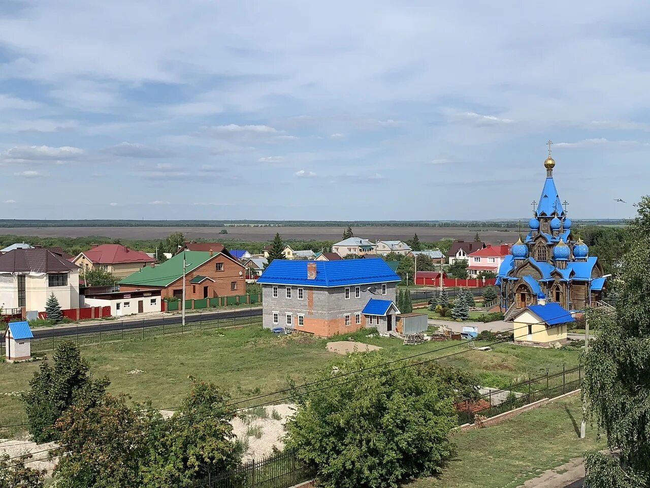 Сайт самарского поселения. Поселок Петра Дубрава Самара. Самарская.область.пгт.Петра.Дубрава. Площадь Петра Дубрава Самара. Озеро в Петра Дубрава Самара.