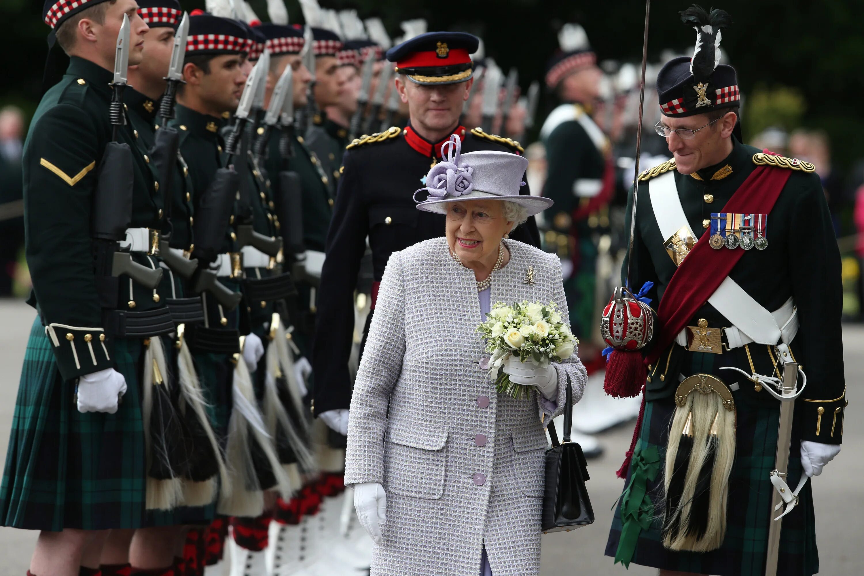 Queen of great britain. Queen Elizabeth Ceremony. Британская монархия. Британский Монарх в Австралии.