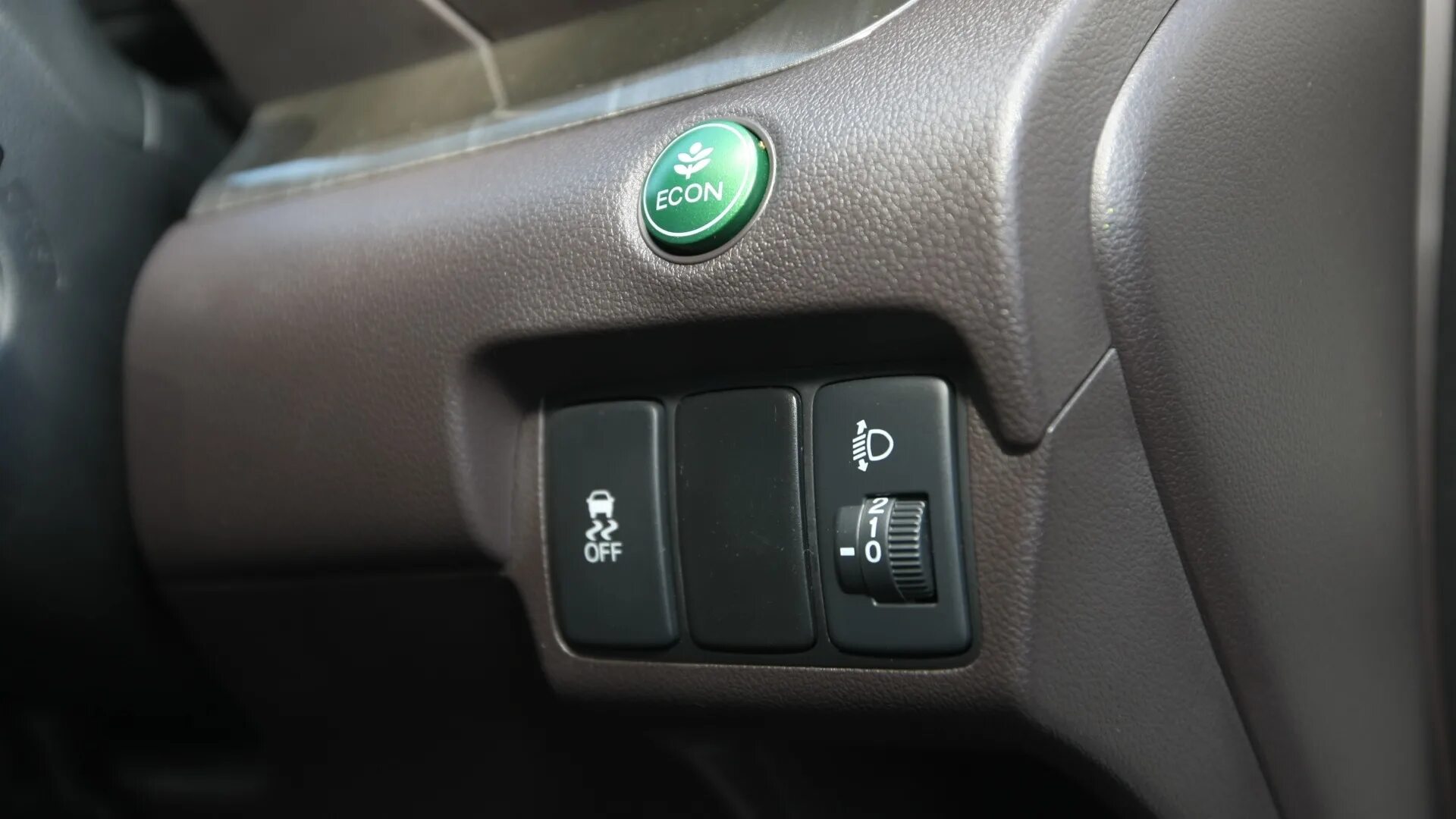 Кнопка срв 2. Кнопки салона honda cr-v 3. honda cr-v 4 кнопка подогрева зеркал. кнопка включения обогрева заднего стекла хонда црв 4 поколение.