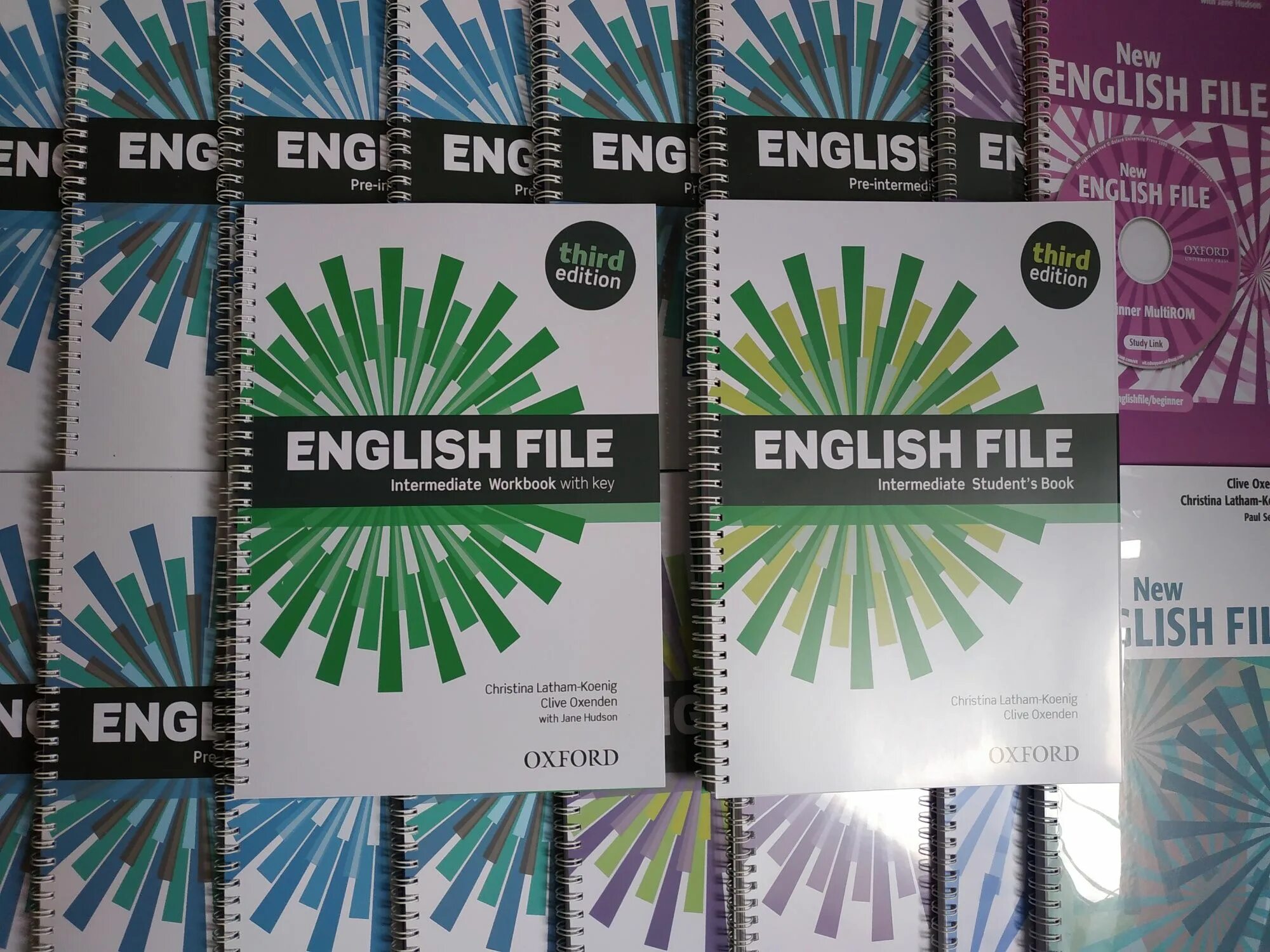 Книга English file. English file уровни. New English file Advanced. New English file Intermediate. English file advanced plus