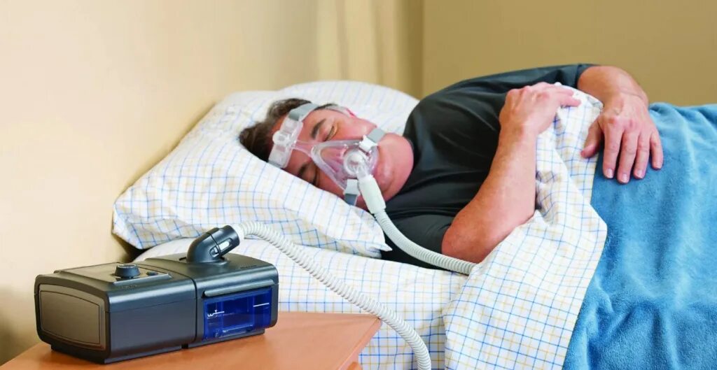 CPAP И BIPAP. Сипап терапия СОАС. Сипап аппарат для апноэ сна. Аппарат СРАР терапии.