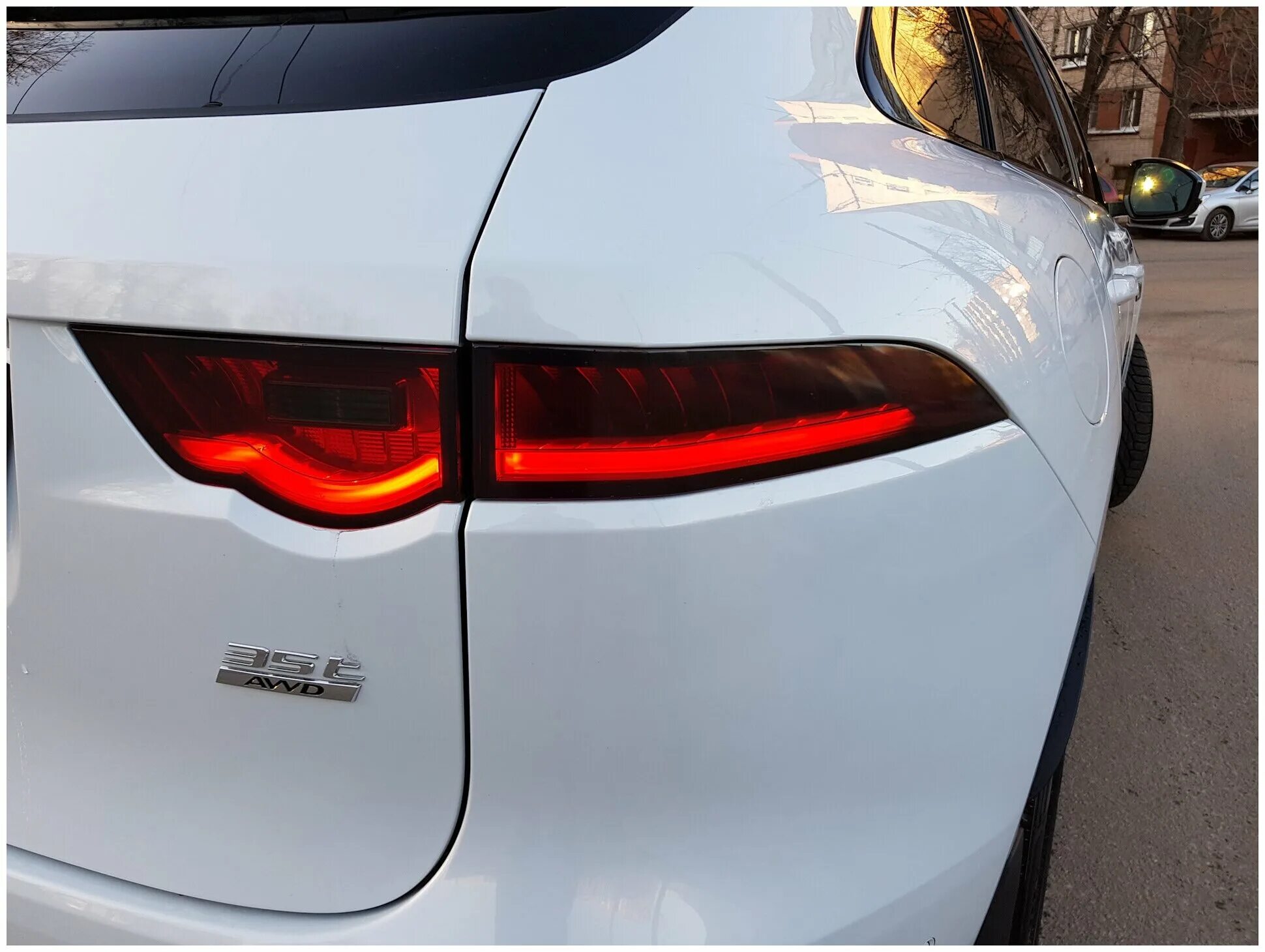 ягуар f 2017 зад. ягуар f pace сзади. ягуар f pace 2017. фара правая адаптивная jaguar xf. ягуар ф пейс задние.