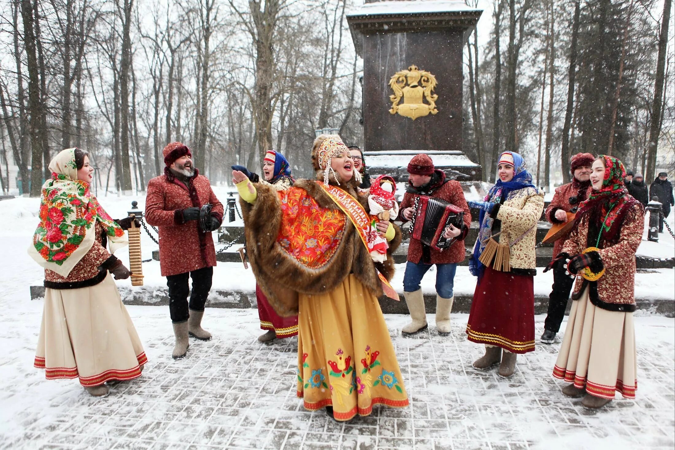 масленица традиции и обычаи. обряды на масленицу. национальный праздник масленица. традиционные праздники русского народа масленица. традиции русского народа масленица.