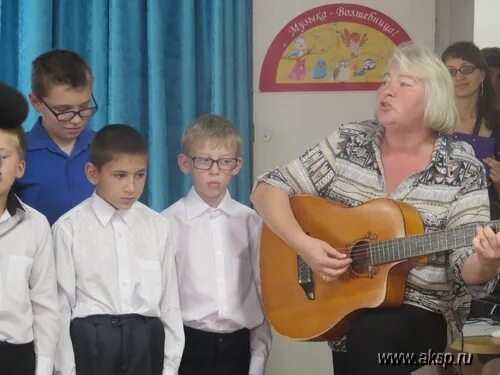 Родник бийск. Реабилитационный центр Родник Бийск. Центр Родник г. Бийск. Город Бийск реабилитационный центр Родник. Родник детский центр реабилитации.