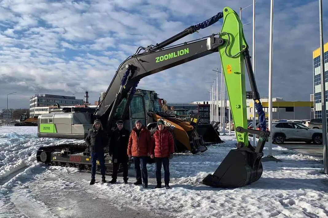 Гусеничный экскаватор zoomlion ze215e. Экскаватор zoomlion ze215e. Zoomlion ze215e-10. Zoomlion ze215e. Экскаватор зумлион 215.