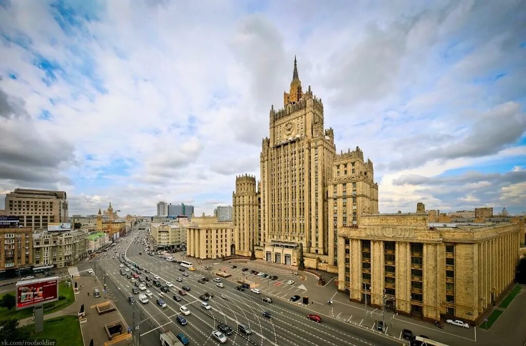 Создание мид. Здание мид рф на смоленской сенной. мид смоленская площадь. здание мид на смоленской площади. здание мида на смоленской площади 1990-е.