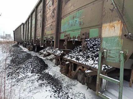 В трех товарных вагонах