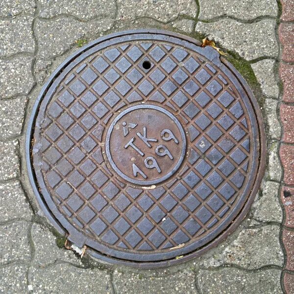 Cobo soa 32 крышка люка. Люк 1978 колодец. Люк английский подкаст. Люк 710164. Люк на английском.