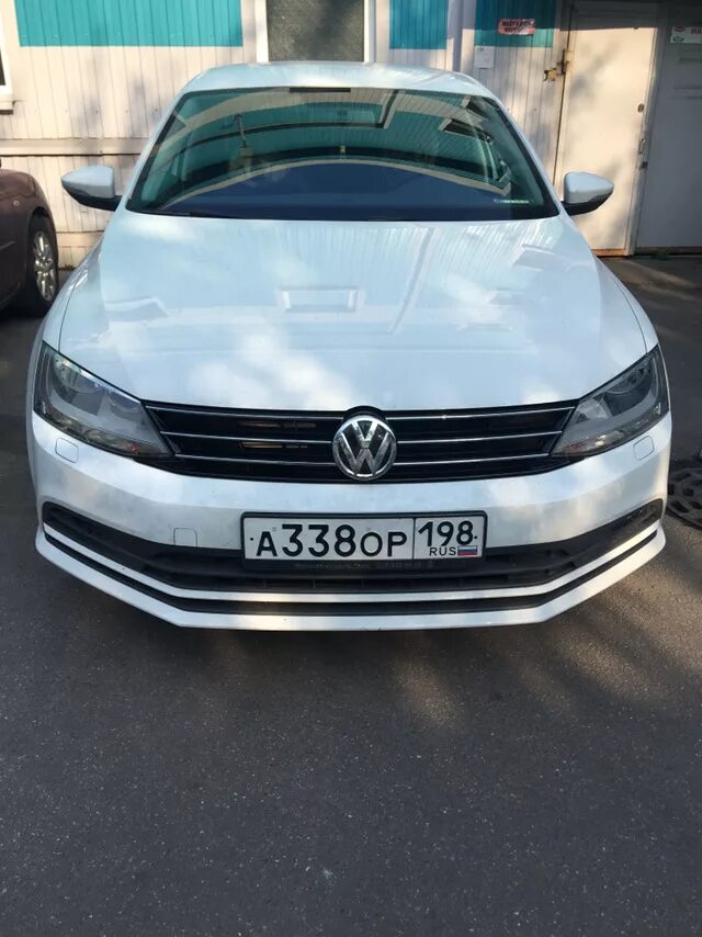 Снимаем решетку джетта 6. Решетка gli jetta 6. фольксваген джетта 6 стайлинг. фольксваген джетта б6. решетка гли джетта 6.