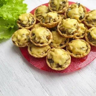 Корзиночки с грибами и сыром в духовке