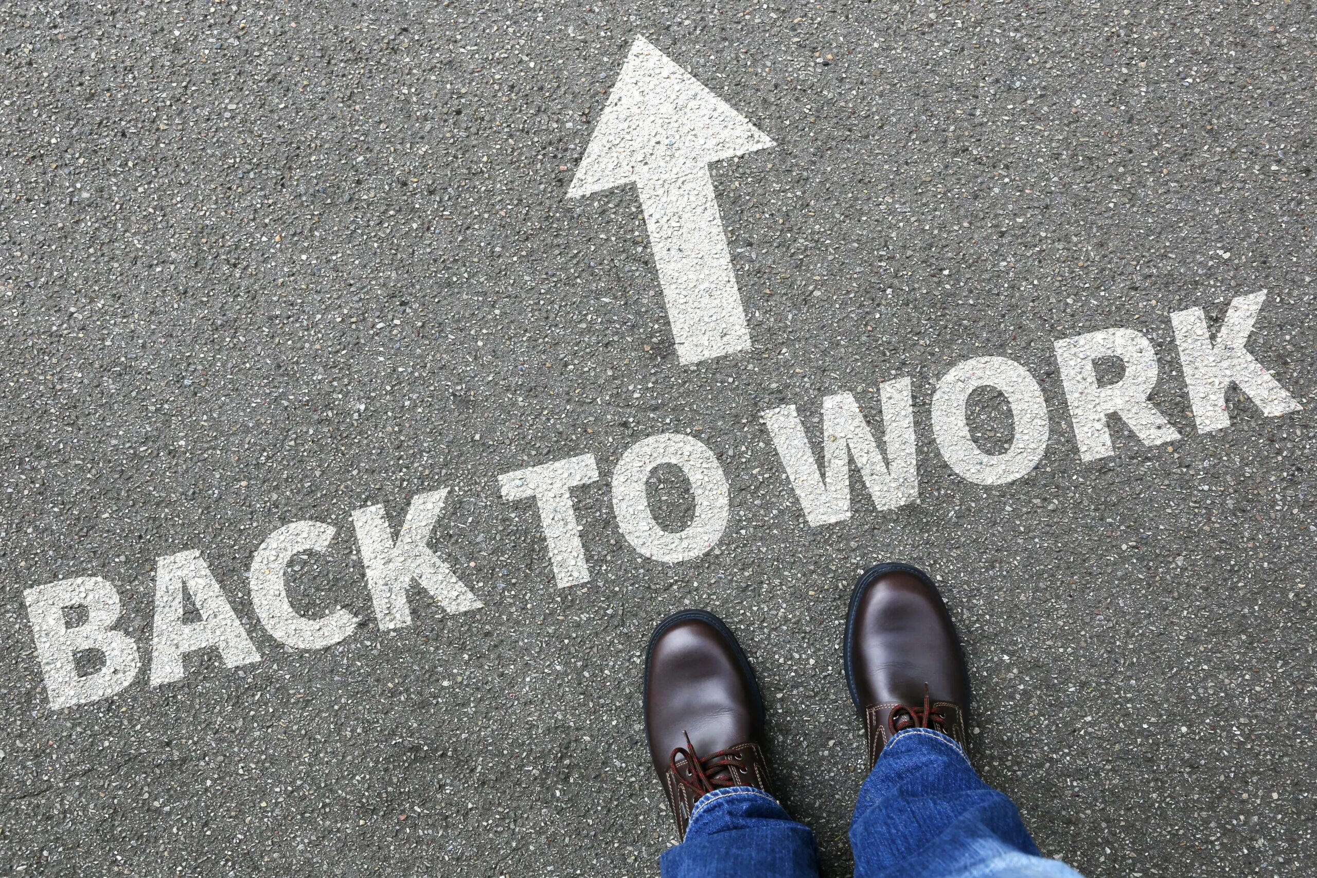 Come back to work. Back to work. Back to work картинка. Картинка go back. Безработный в отпуске.