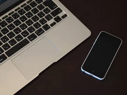 Macbook iphone