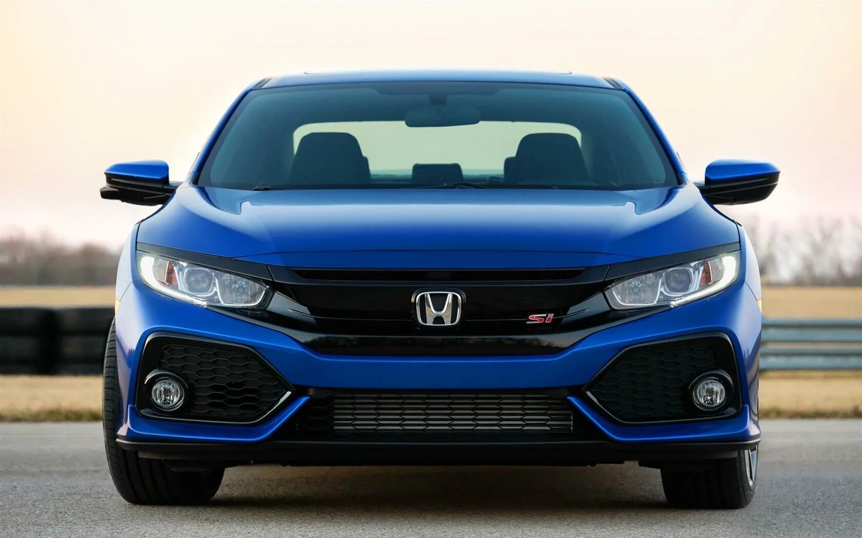 Honda fk7. Хонда Цивик 2017 седан. Honda Civic 2018 fk7. 2017 Honda Civic si USA. Honda Civic fk7 Blue.