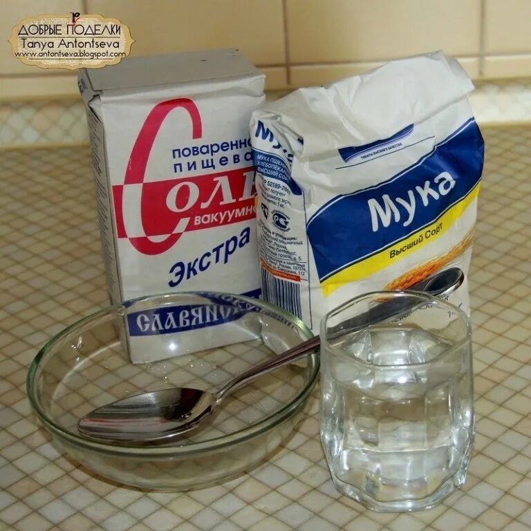 Мука вода соль. Ингредиенты для соленого теста. тесто мука вода соль. ингредиенты мука соль вода.