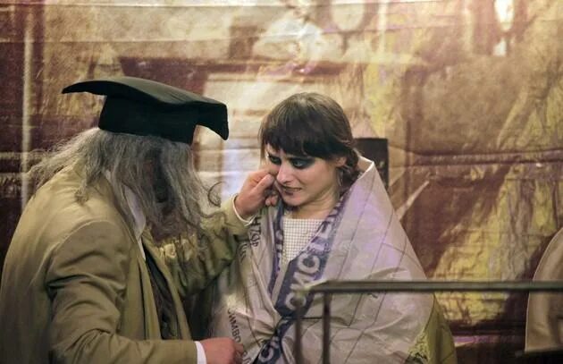Афганистан пленные советские бойцы. Камерный театр екатеринбург. Пленные духи камерный театр челябинск. Пьеса «новая драма». Пленные русские в афганистане.