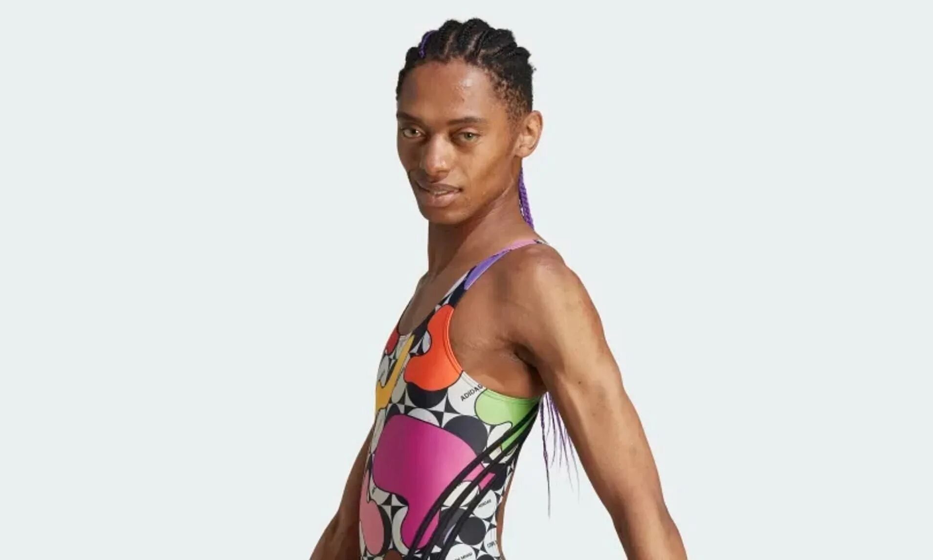 Мужчина в спортивном купальнике. Adidas купальники мужские. Купальник адидас. Адидас мужской купальник. Адидас мужской купальник.