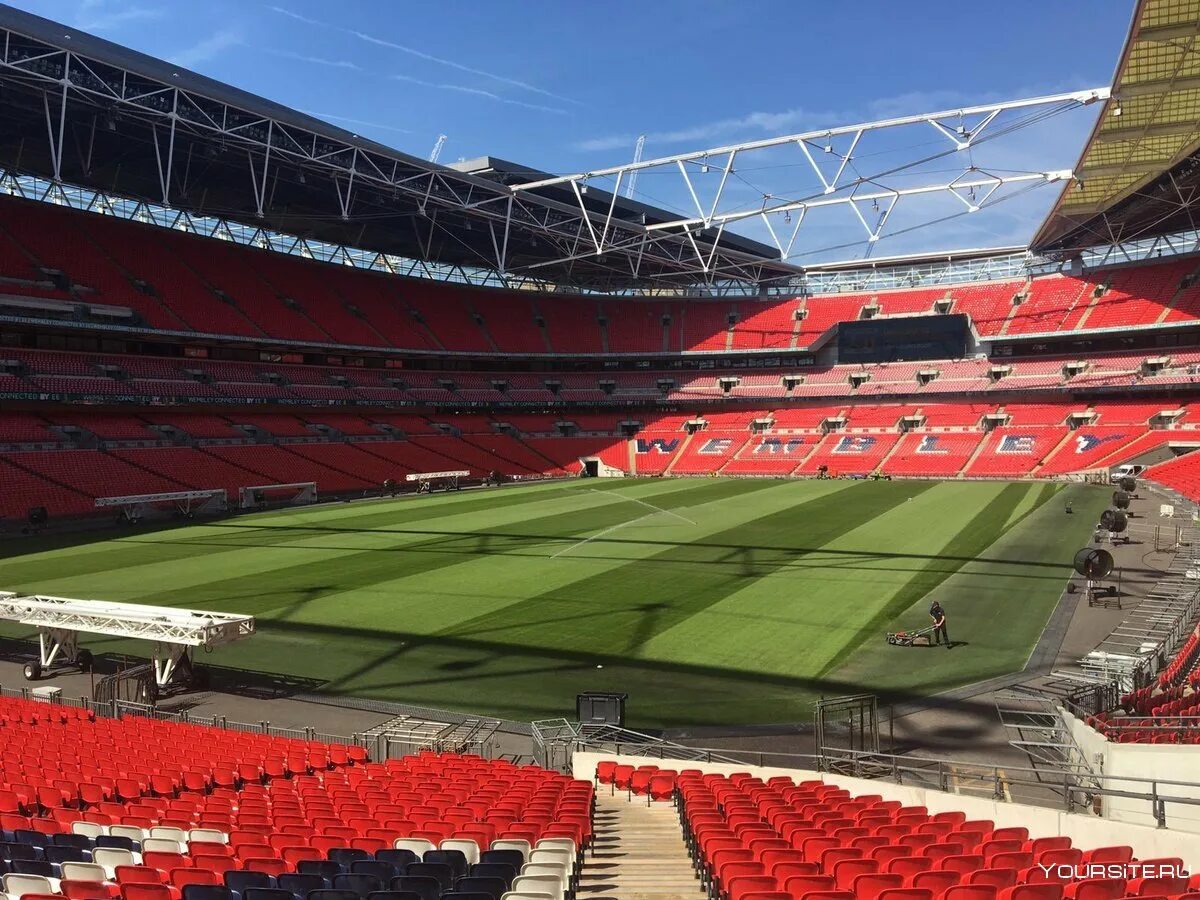 Стадион 85. Стадион Уэмбли. Wembley Stadium чей стадион. Стадион Уэмбли в Лондоне. Лондонский стaдион «Уэмбли».