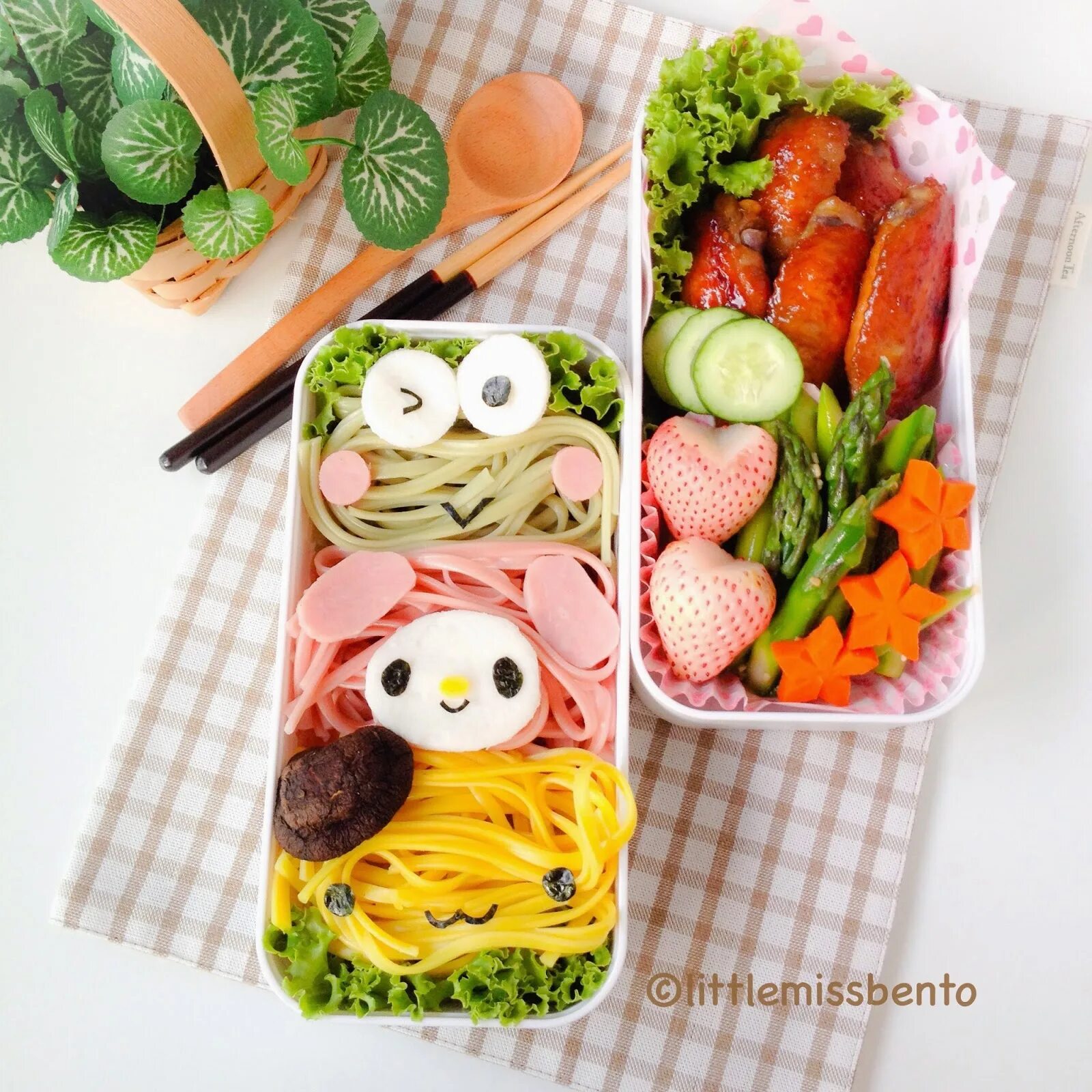 Бэнто макарунсы. Японское бенто. Бэнто. Бенто бако. Бенто сколько см.