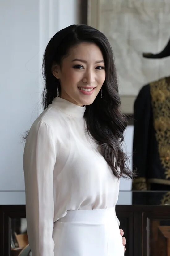 Asia fox webcam. Yoko mitsuya. Fah jilamiga. Asia fox chinese. Азия фокс.