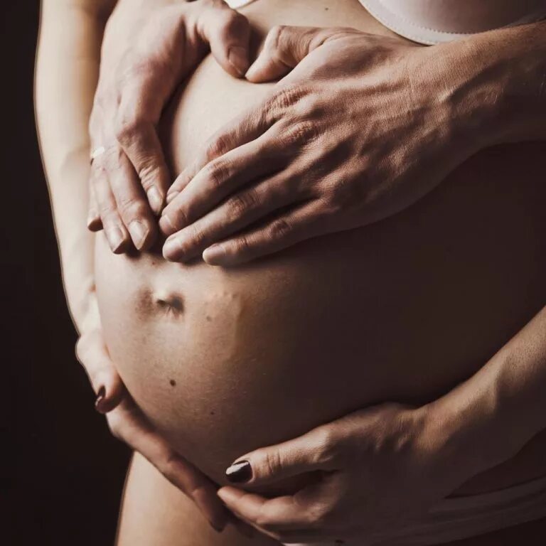 Беременные животики. Шевеления ребёнка в животе. Шевеление плода 30 недель